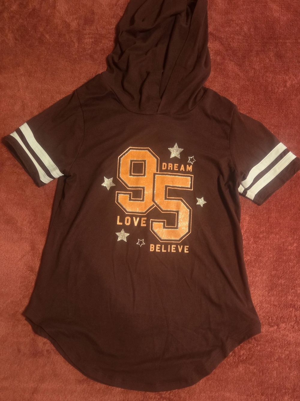 Girls' Hooded Short-Sleeve Tee with Orange '95' Graphic - Burgundy